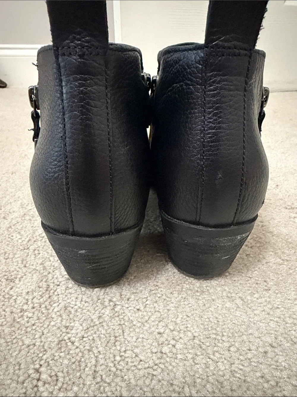 Vionic Black Leather Ankle Booties with Side Zip